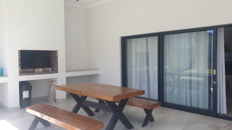 To Let 3 Bedroom Property for Rent in Vermont Western Cape